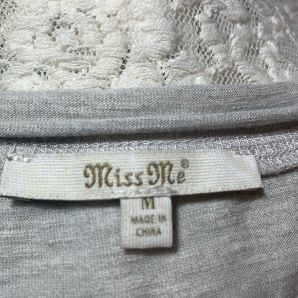 Miss Me Women’s Top - Picture 3 of 5